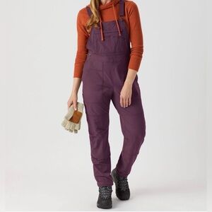 Duluth Trading Co Flexpedition Bib Overalls in Elderberry, size L